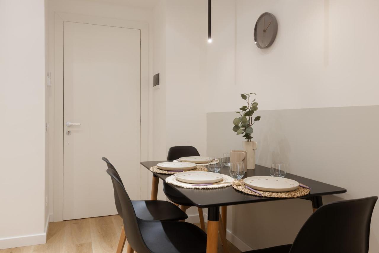 Trieste Timeless 2-Bedrooms Flat Ngoại thất bức ảnh